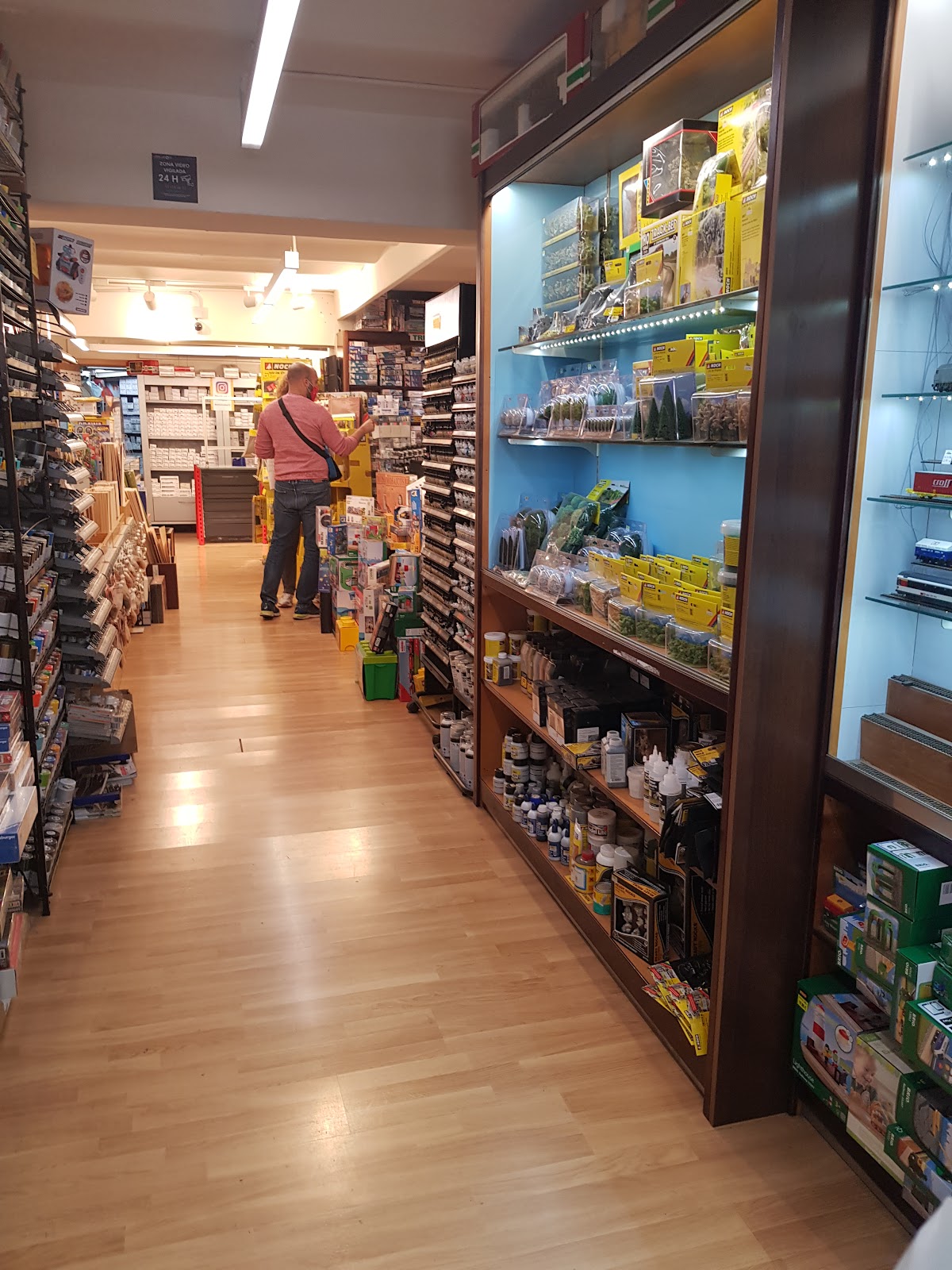 Salón de Juego YoBet Barcelona photo 3