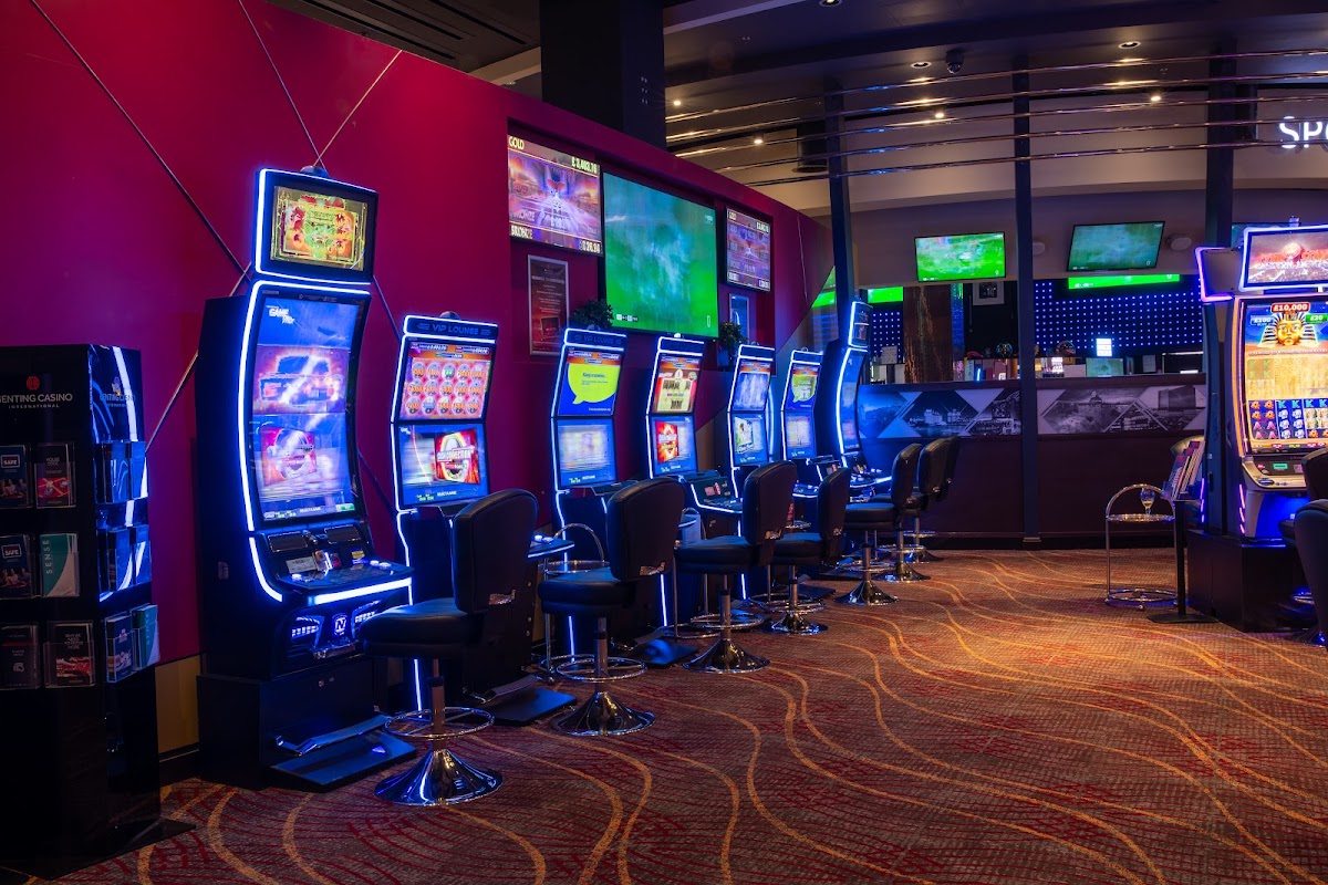 Resorts World Casino photo 2