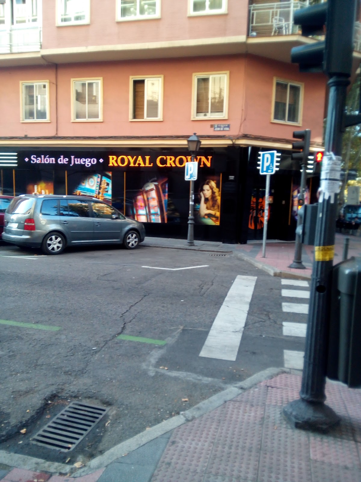 Royal Crown - Casino in Madrid, Spain