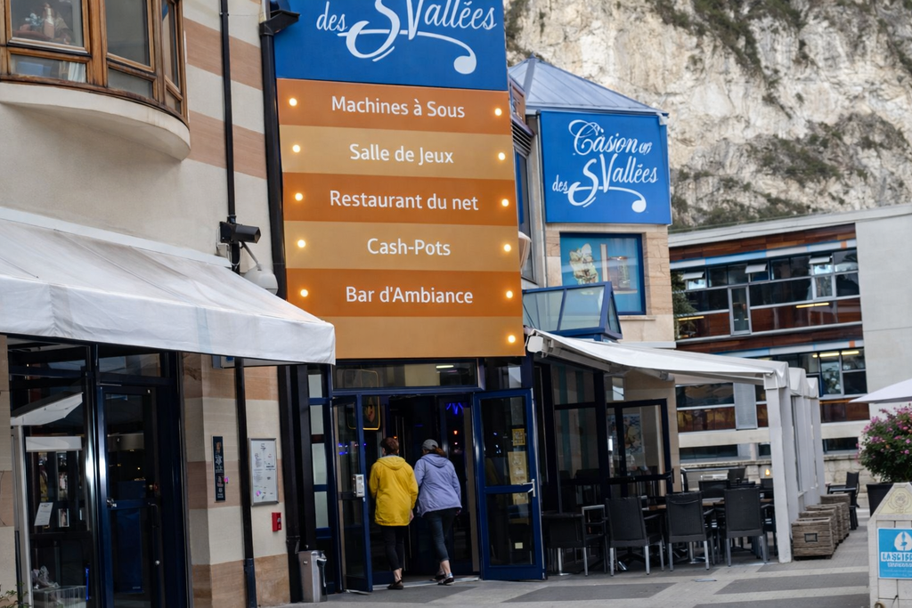 Casino de Brides les Bains - Casino in Brides‑les‑Bains, France