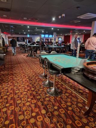 Les Croupiers Casino – Poker photo 2
