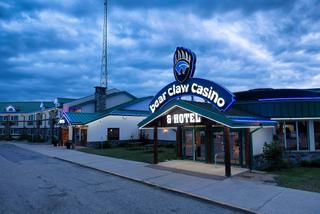 Bear Claw Casino & Hotel photo 2