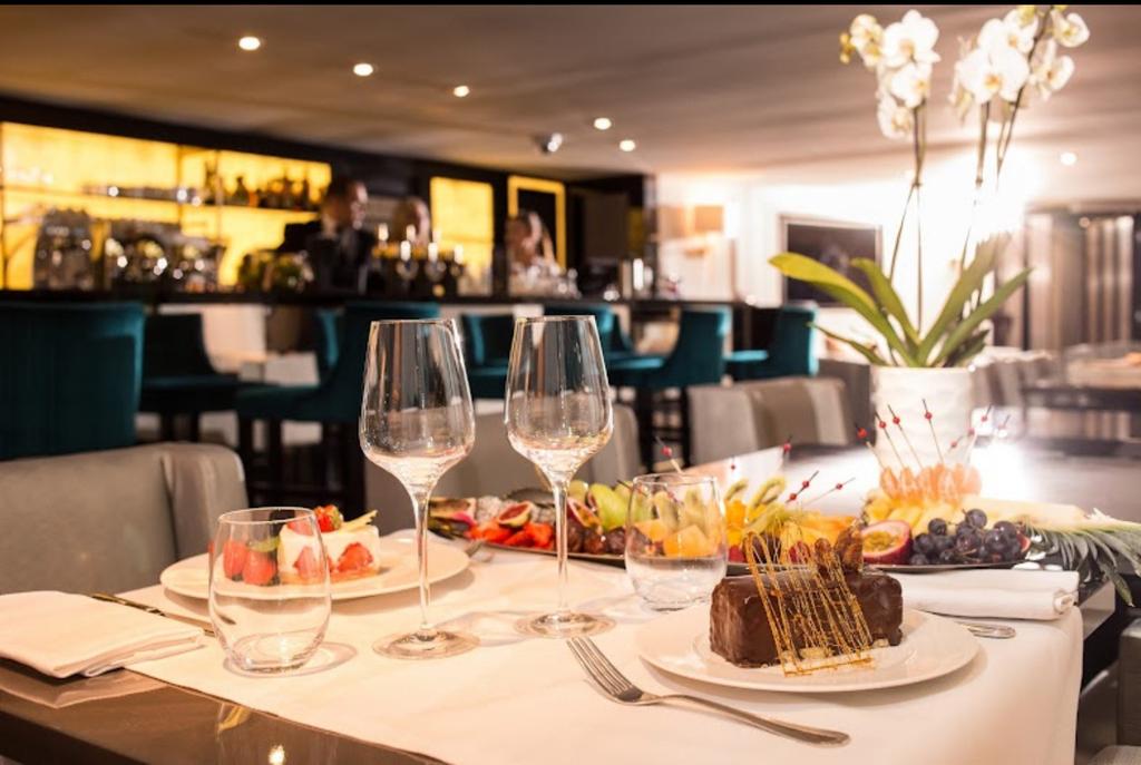 Paris Elysées Club - Casino in Paris, France