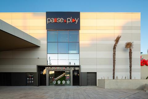 Salón de juego & Sports Bar Pause&Play - Casino in Sevilla, Spain