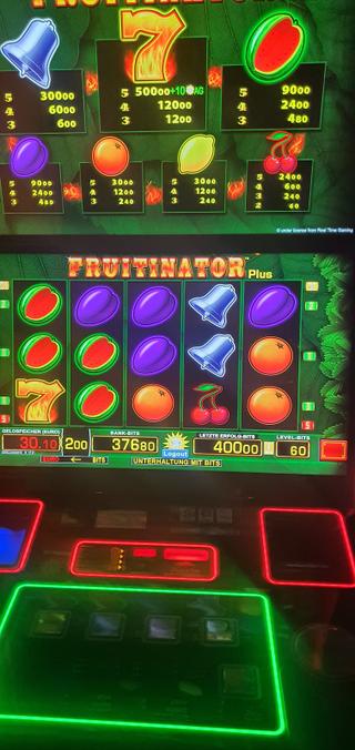 Merkur Spielothek Wehrhahn photo 4