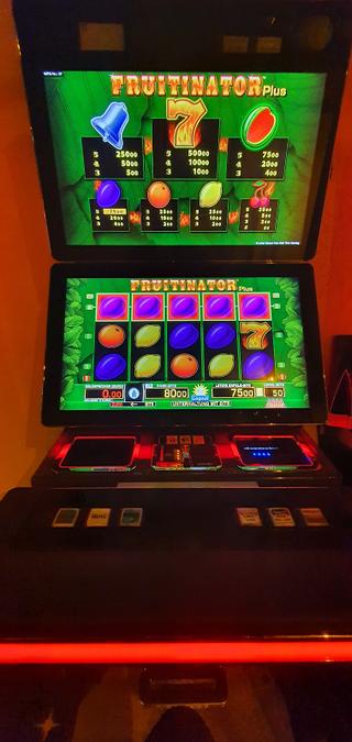 Merkur Spielothek Wehrhahn photo 9