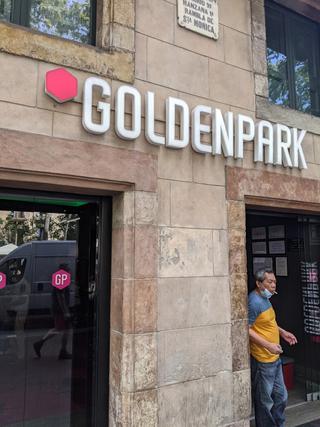 GoldenPark - Salón de Juego photo 9