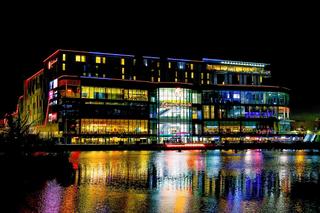 Resorts World Casino – Poker photo 6