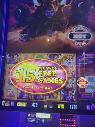 Eagle River Casino & Travel Plaza – Poker photo 10
